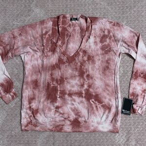 Michael Lauren Swanson Pink Tie-Dye Cutout V Neck Pullover
